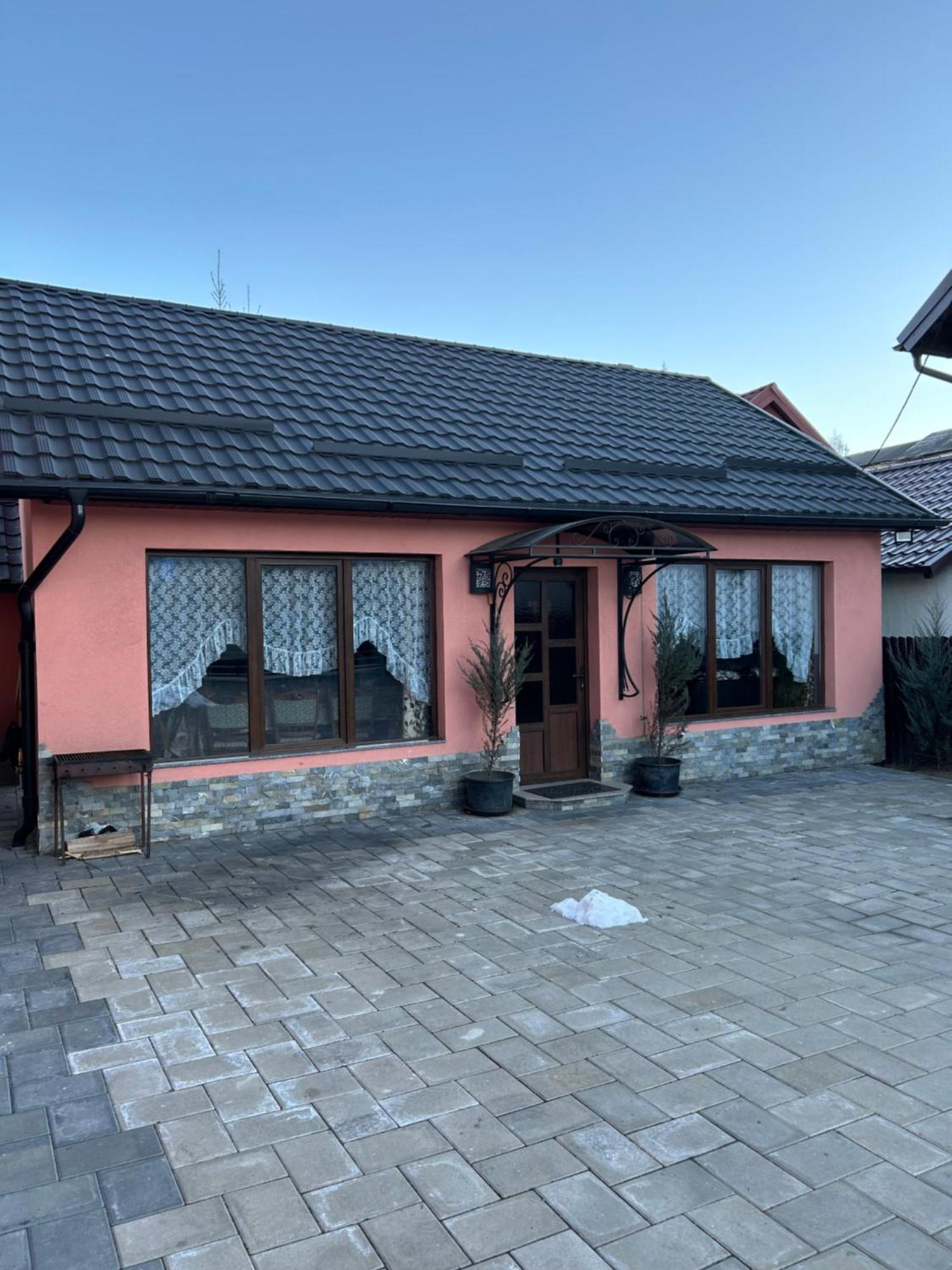Апартаменты Casa Raraului Кымпулунг-Молдовенеск Экстерьер фото
