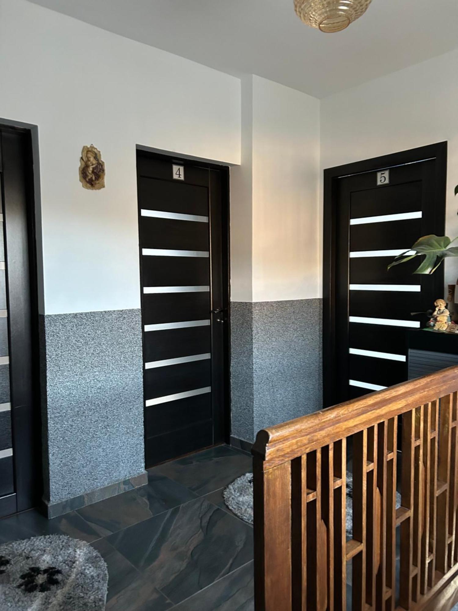 Апартаменты Casa Raraului Кымпулунг-Молдовенеск Экстерьер фото