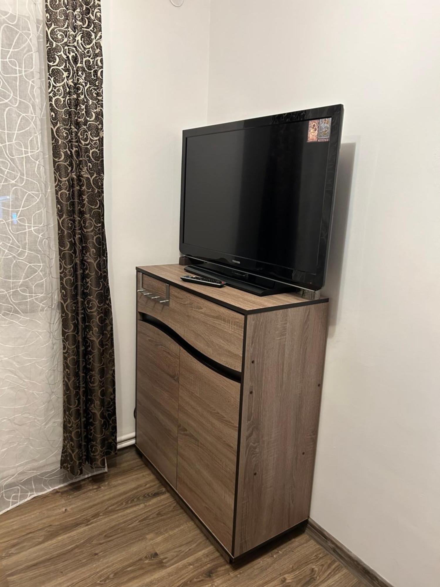 Апартаменты Casa Raraului Кымпулунг-Молдовенеск Экстерьер фото