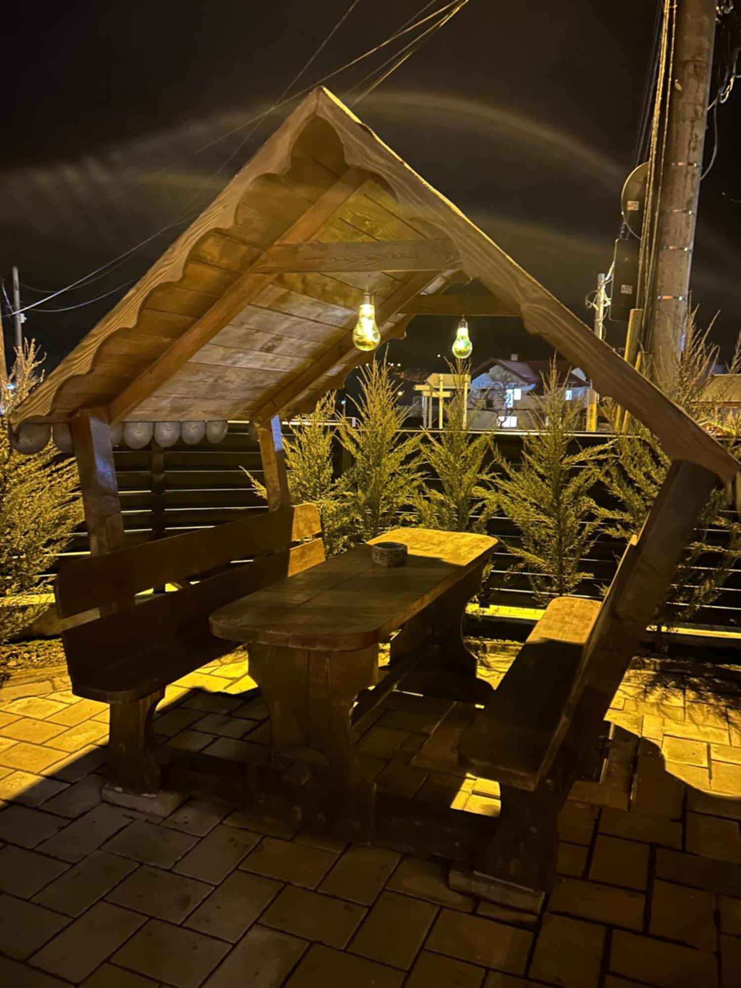 Апартаменты Casa Raraului Кымпулунг-Молдовенеск Экстерьер фото